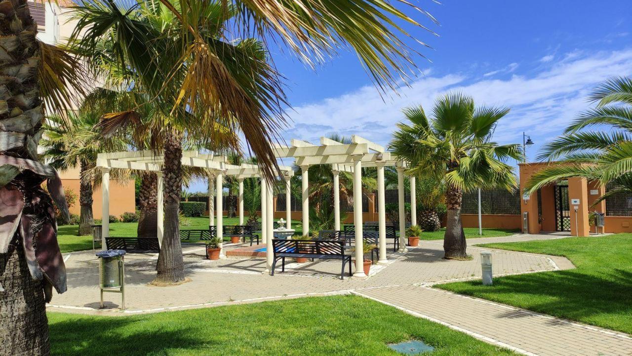 Apartamento Los Pelicanos Исла-Канела Экстерьер фото